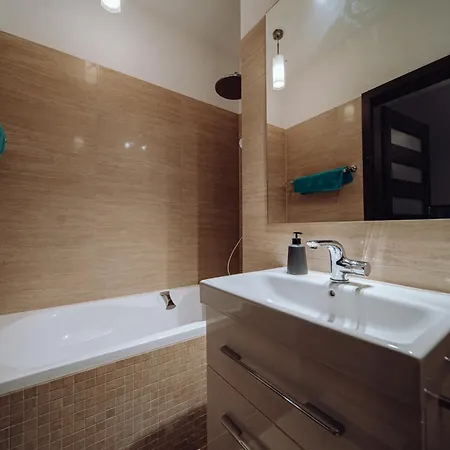 Panorama Gor - Centrum Miasta, Z Widokiem Na Szrenice * Szklarska Poreba