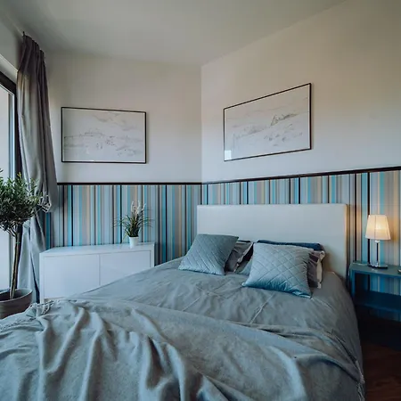 Panorama Gor - Centrum Miasta, Z Widokiem Na Szrenice Szklarska Poreba