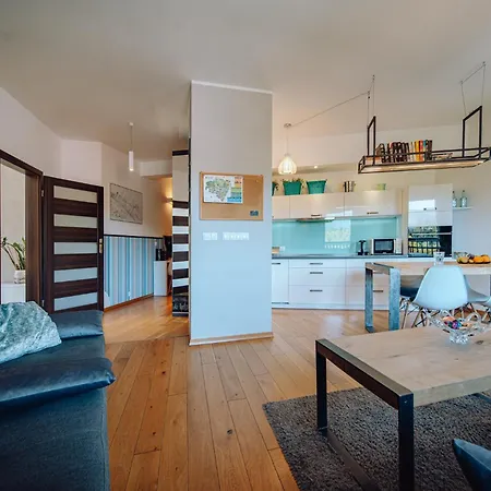 Panorama Gor - Centrum Miasta, Z Widokiem Na Szrenice Szklarska Poręba